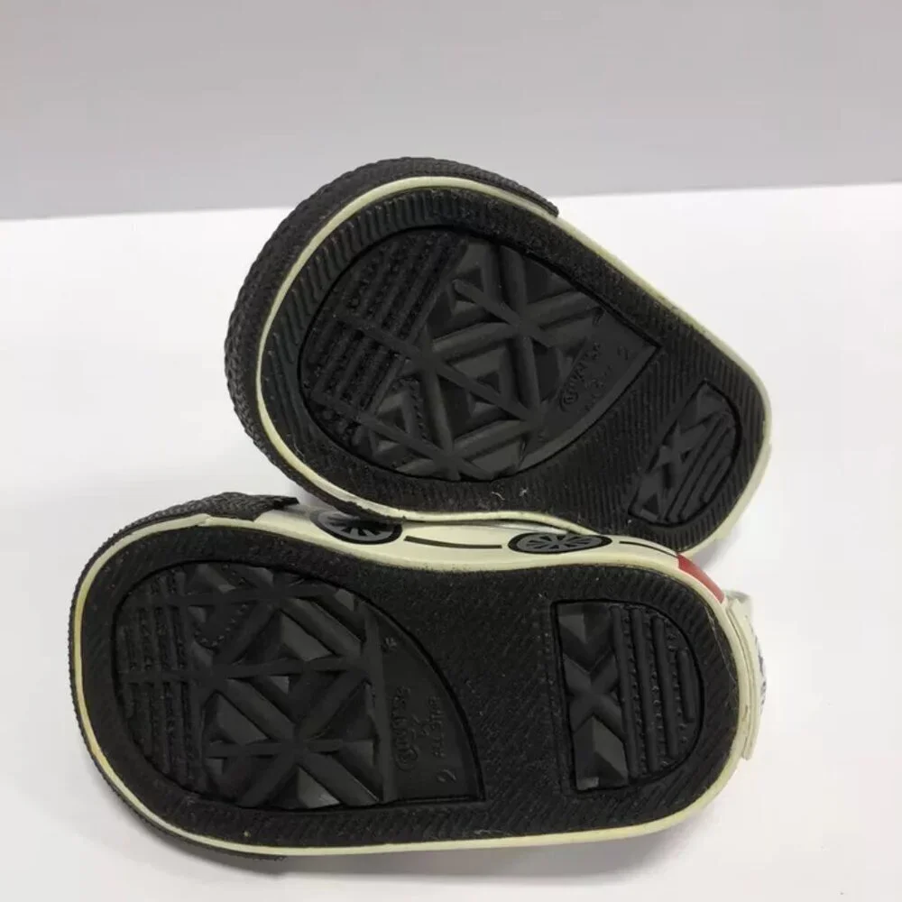 Converse Lo Top Slip On Sneaker Size 2 M Toddler